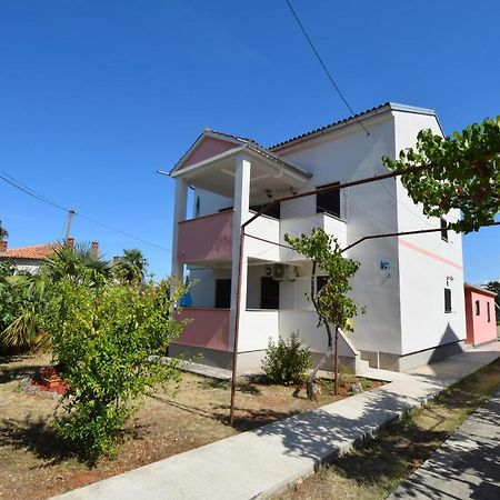 Apartments Petrovic Malinska Kültér fotó
