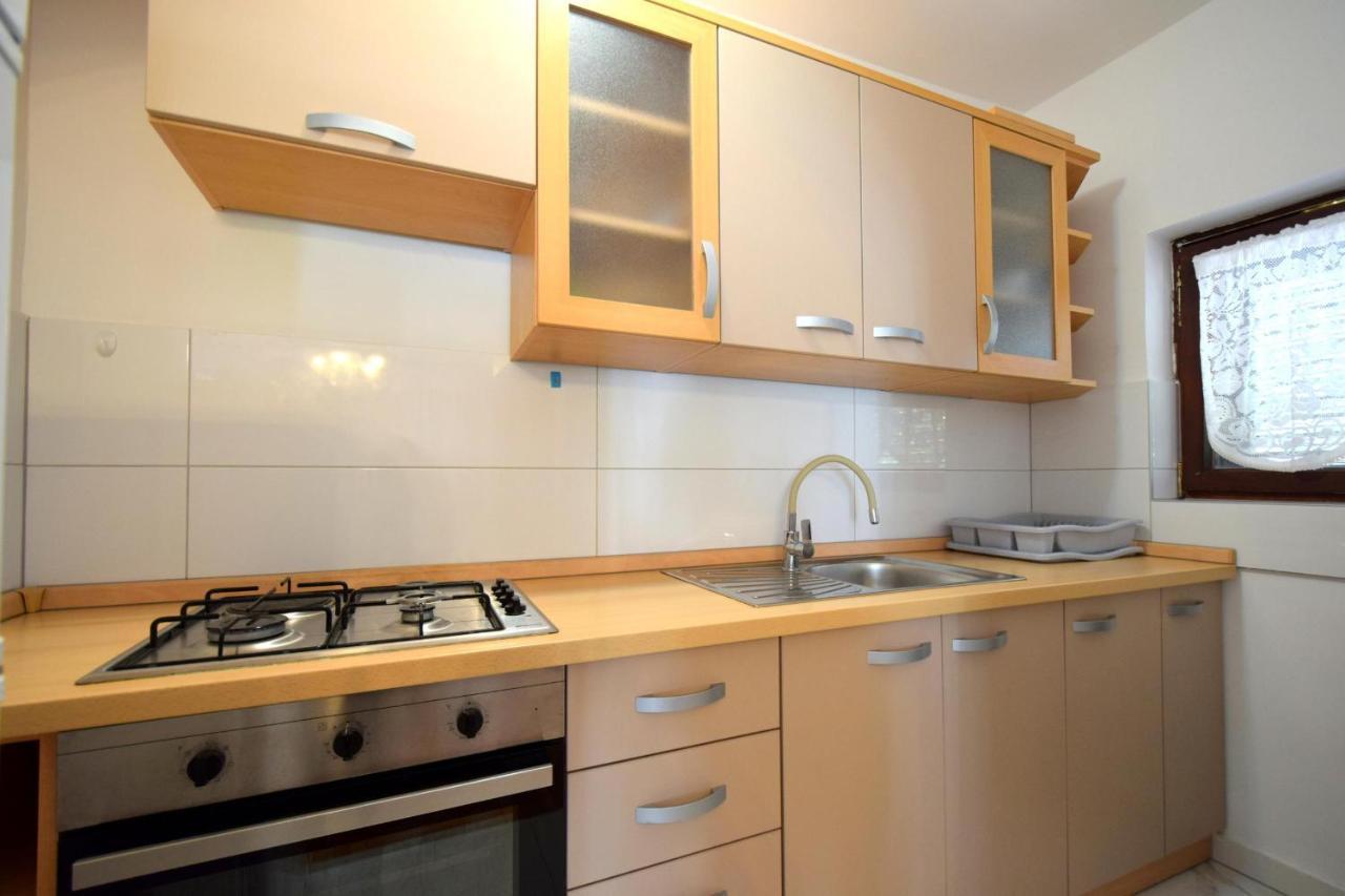 Apartments Petrovic Malinska Kültér fotó